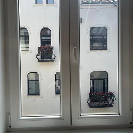 Greengary Budapest Apartments Esterno foto